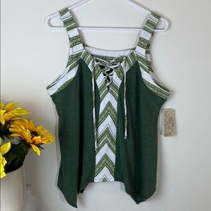 Ivy Ridge green sleeveless Top